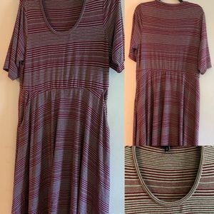 Torrid Size 1 Purple & Grey Fit & Flare Dress
